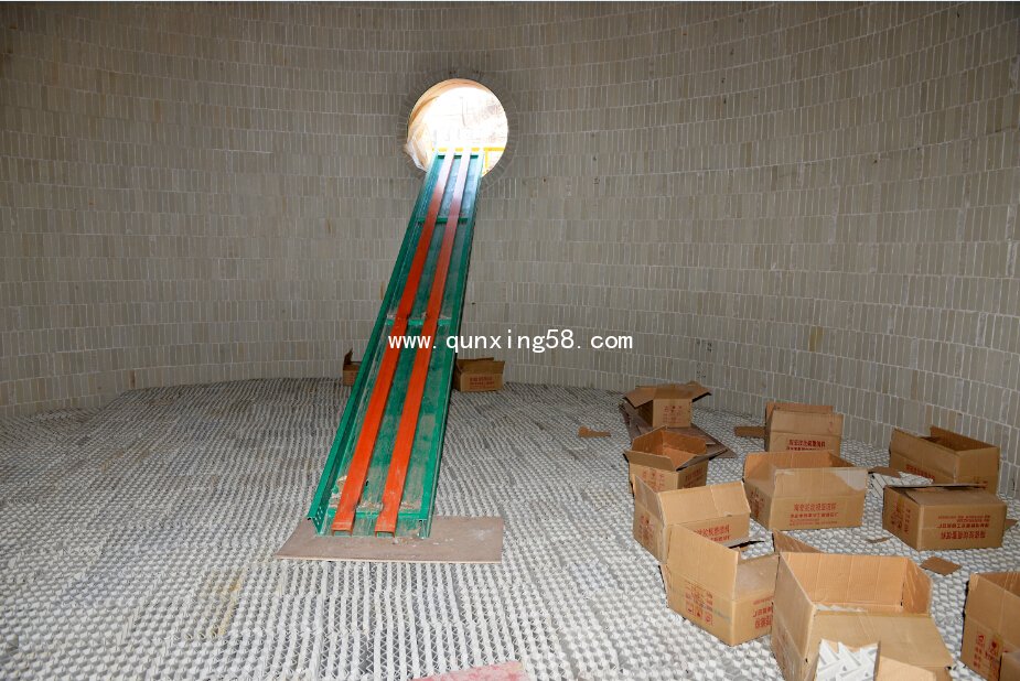 方圓活性陶瓷波紋塔內安裝